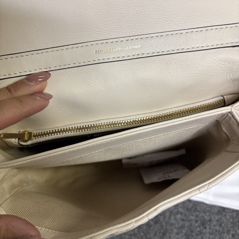 NEW Coach Times Square Tabby Shoulder Bag 20 With Quilting Brass/ Chalk $495 - Picture 7 of 11